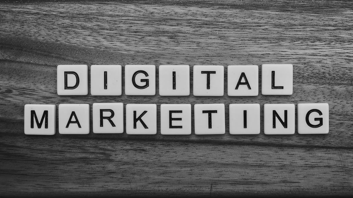 Hubspot modernin B2B-markkinoijan työvälineenä