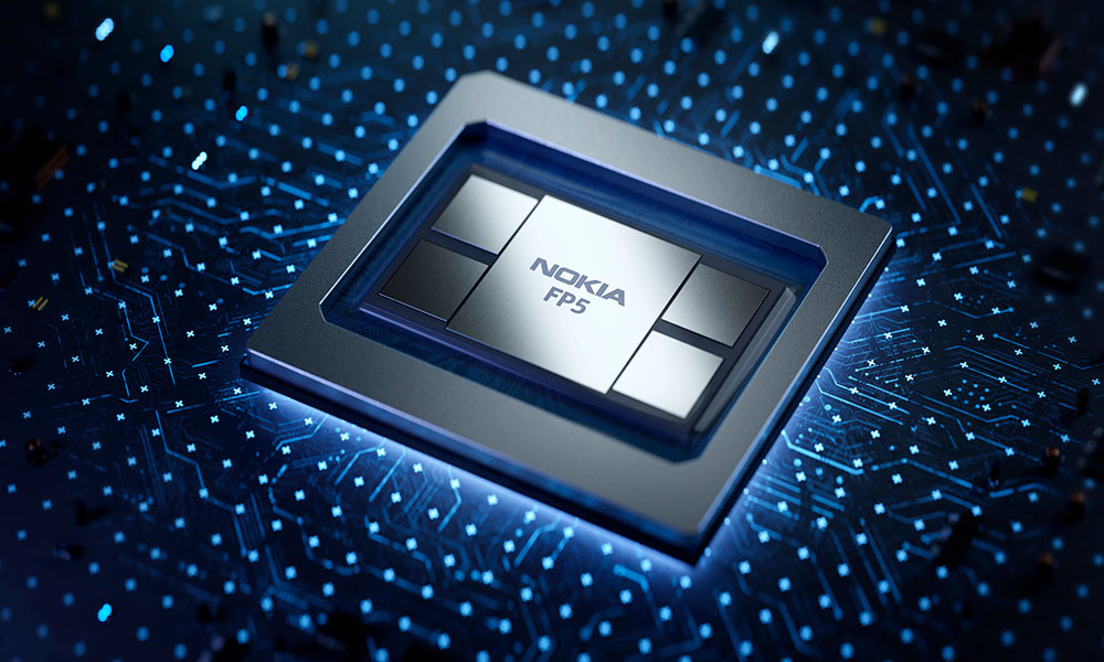 3D modelled Nokia's silver-coloured router processor against a dark blue background embroidered with light spots.